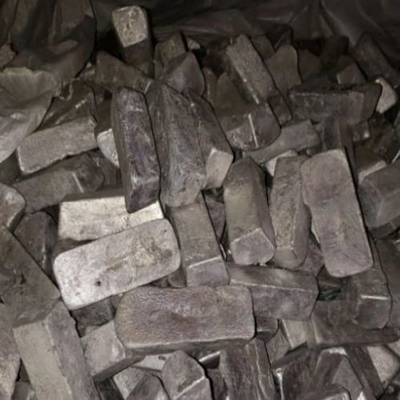 Lingot argenté lumineux 99,98% de magnésium de couleur pour des pièces d'avions