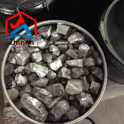 L'acier gris foncé est utilisé pour la fabrication de la cuillère Ferro vanadium FeV80 FeV50 80% 50%