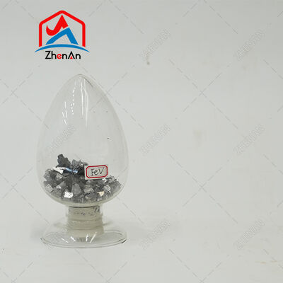 Ferrovanadium FeV80, grumeaux gris argenté avec 80% de vanadium pour une désoxydation efficace dans les usines de ferroalliages